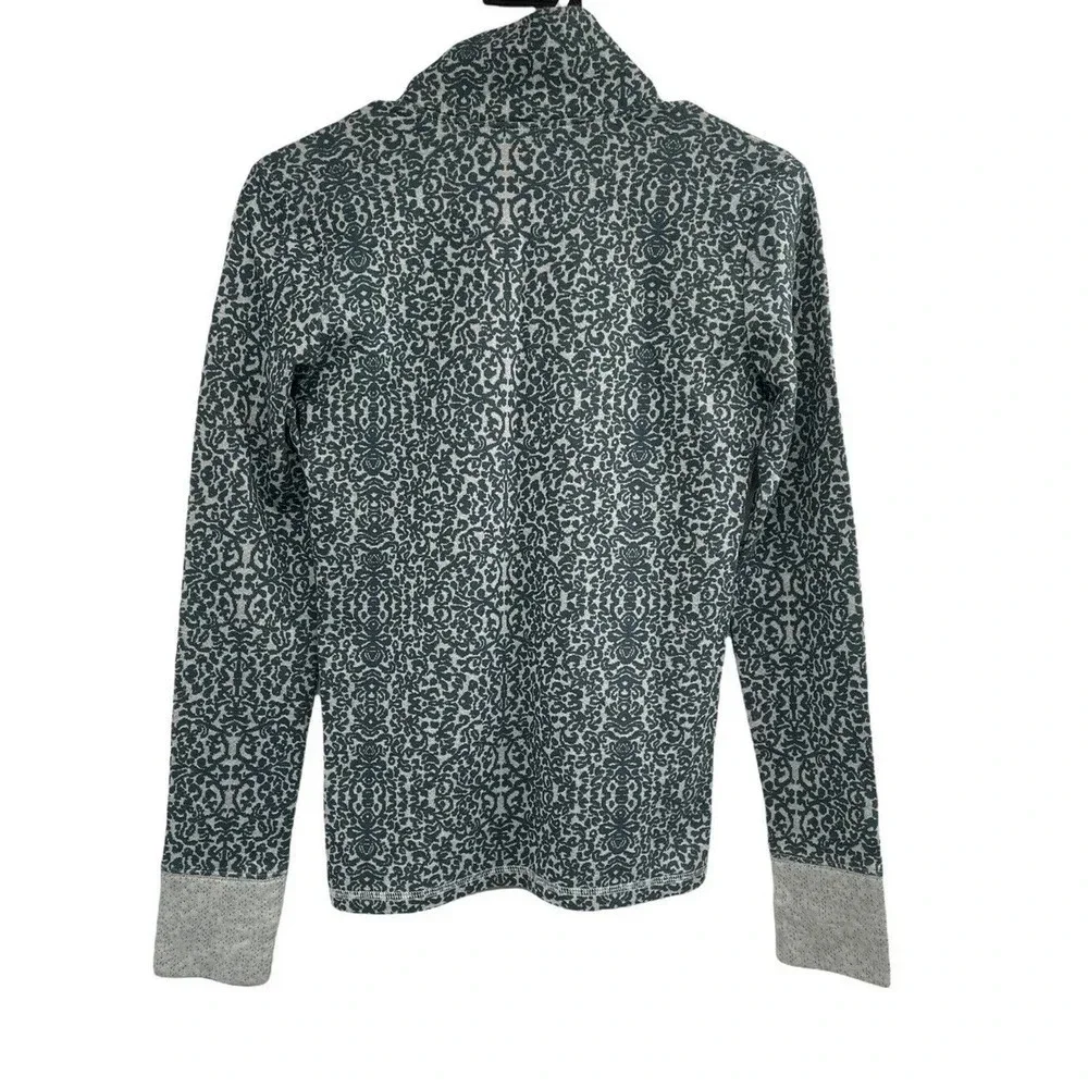 Kavu Women's Size S Lopez Long Sleeve Mock Neck Shirt Top Thumb Holes Button - Picture 6 of 11
